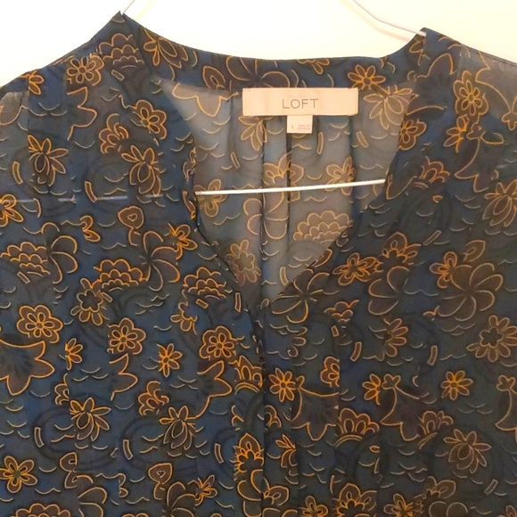 Loft Blouse - Picture 2 of 5
